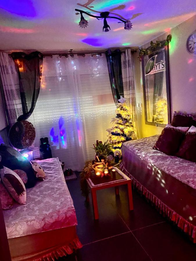 Suite Spa Acces Autonome Beaucaire  Bagian luar foto